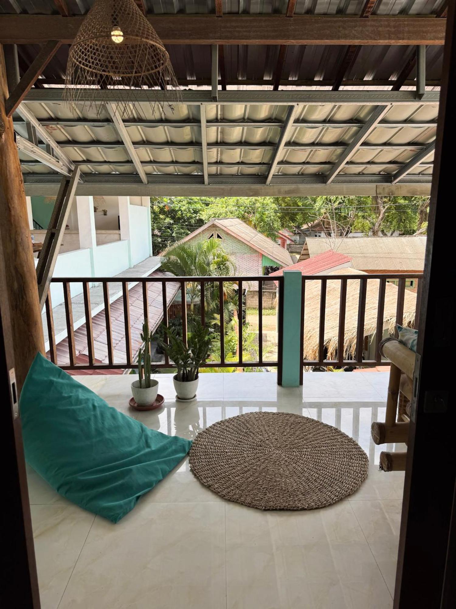 Secret Spot Surf And Stay Kuta  Esterno foto